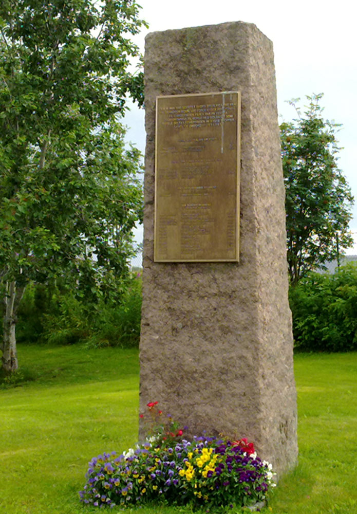 Monument Short Stirling LK147 #5