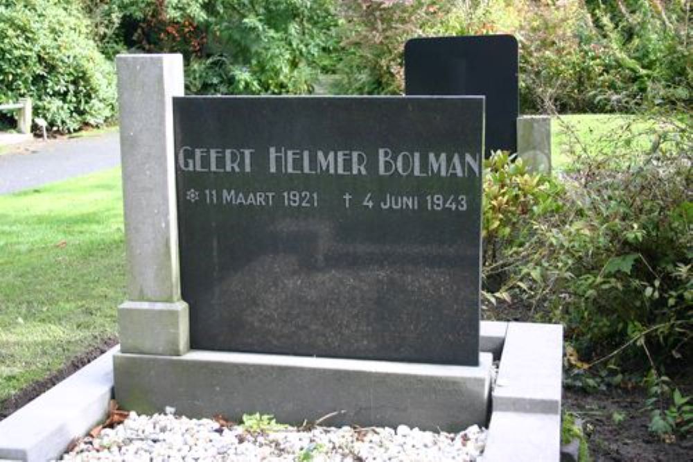 Dutch War Graves Hoogezand #1