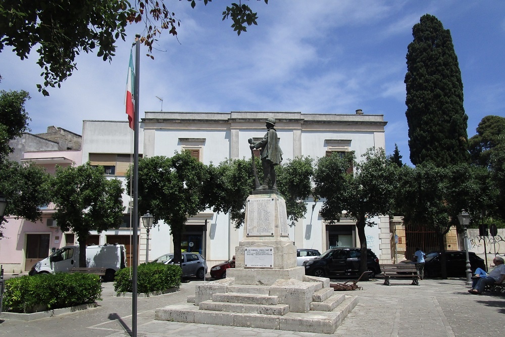 Oorlogsmonument Monteroni di Lecce #4