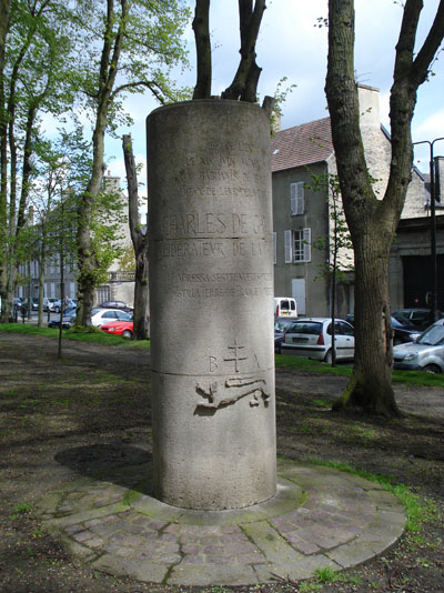 Place Général de Gaulle Memorial