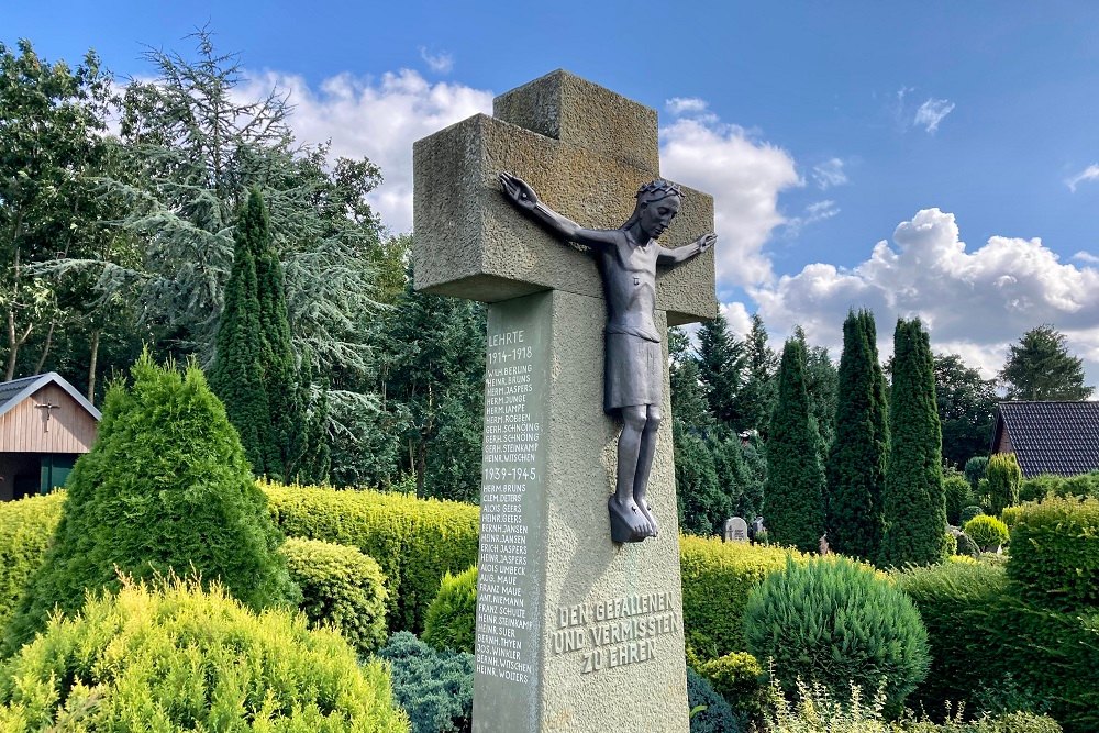 Monument Oorlogsslachtoffers Lehrte en Bckelte #2