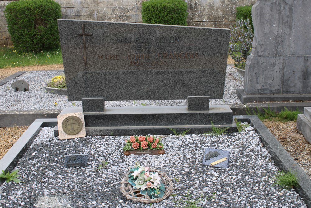 Belgian Graves Veterans Gérouville #2