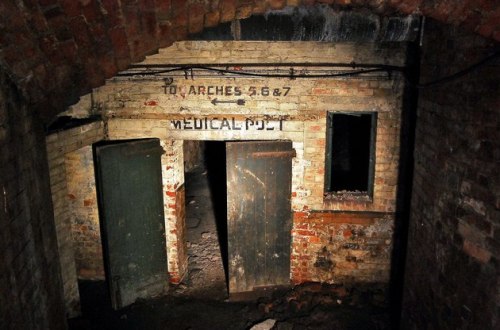 Air-Raid Shelter Manchester Cathedral #4