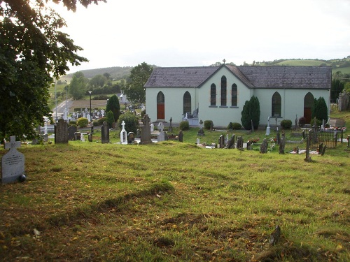 Oorlogsgraf van het Gemenebest Drumgoon Middle Chapel Catholic Churchyard #1