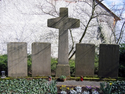 War Memorial Lüxem #1