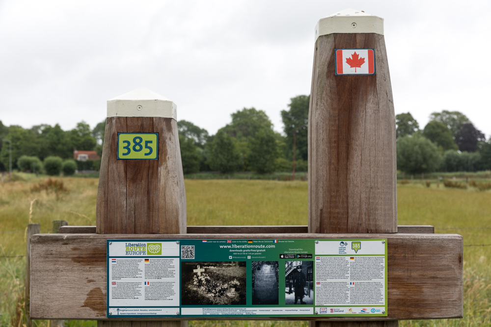 Liberation Route Marker 385: Canadese bevrijder komt om het leven in Kloetinge #2