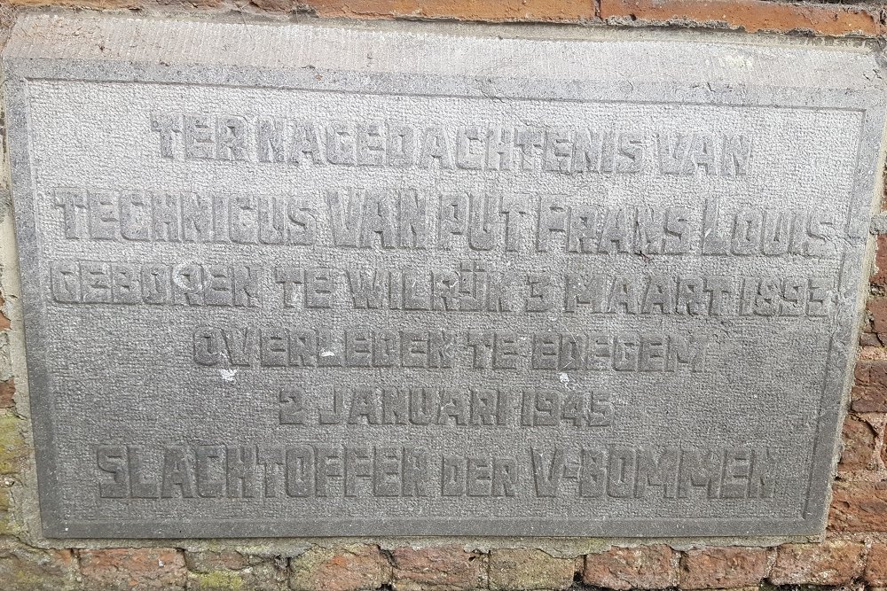 Gedenkteken Frans Louis van Put Stedelijke Begraafplaats Schoonselhof #1