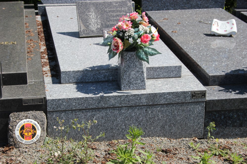 Belgian Graves Veterans Ollignies #2