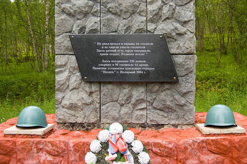 Mass Grave Soviet Soldiers Klip Yavr #3