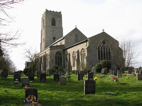 Commonwealth War Grave St. Peter and St. Paul Churchyard #1