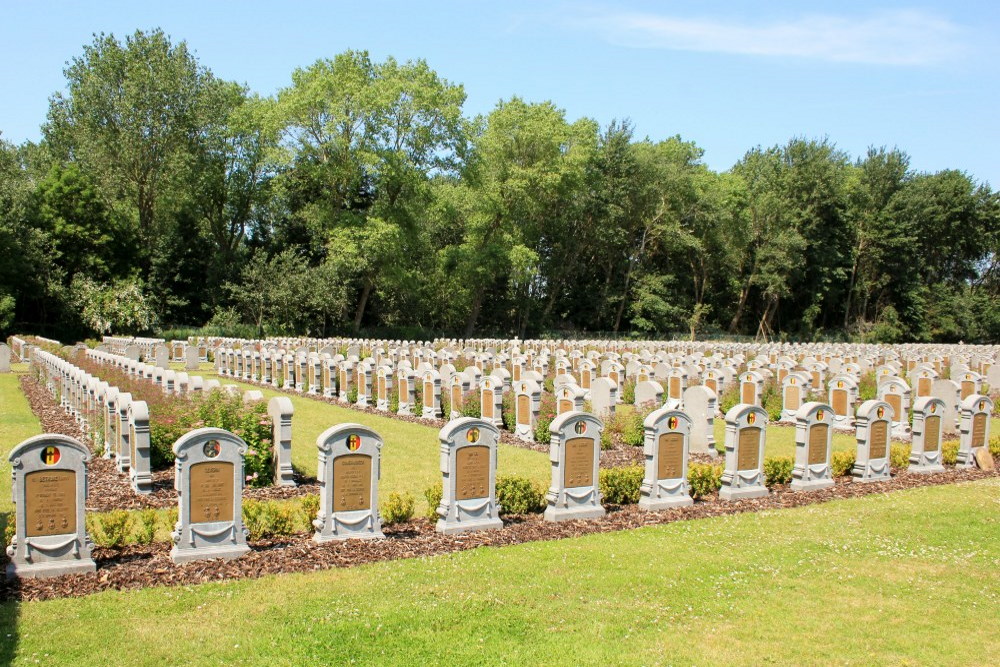 Belgian War Cemetery De Panne #2