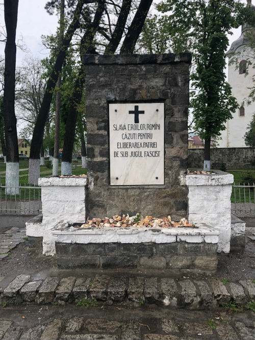 Oorlogsmonument Turda #1