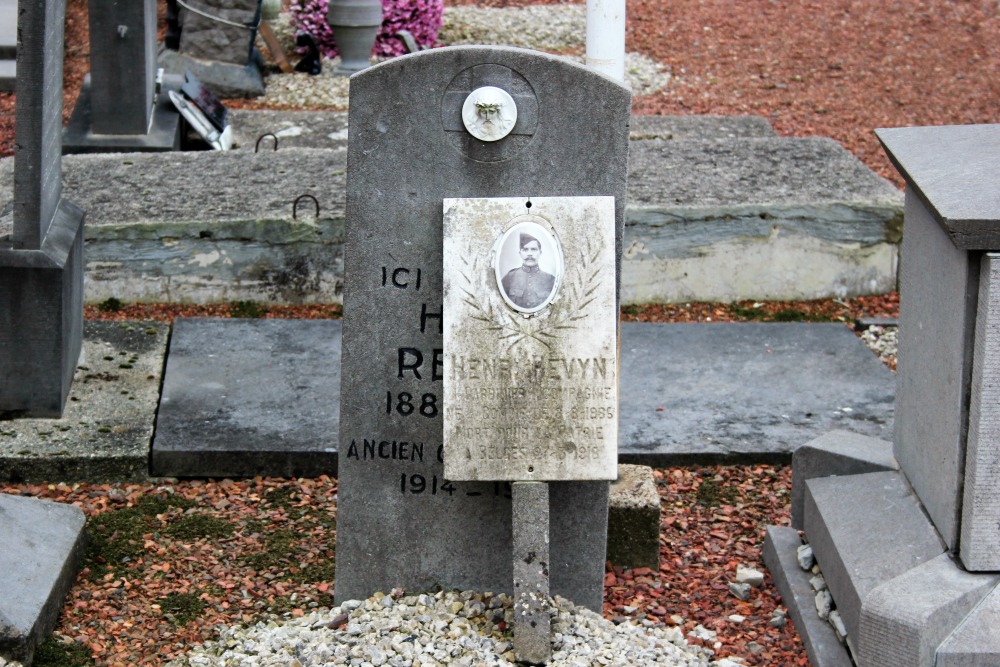 Belgian War Graves Comines #4