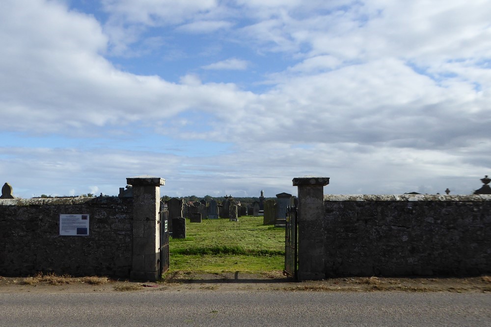 Commonwealth War Grave Kinneddar Burial Ground #1