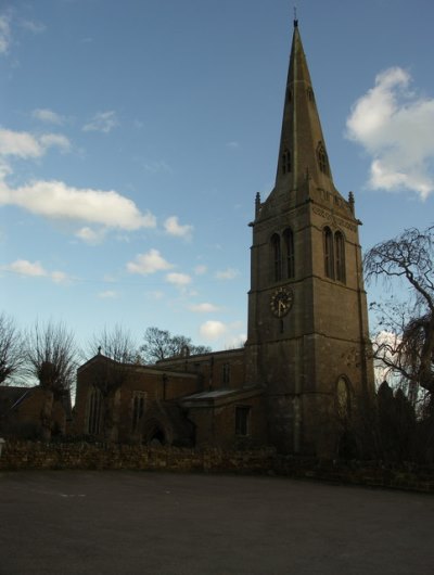 Oorlogsgraf van het Gemenebest St. Giles Churchyard #1
