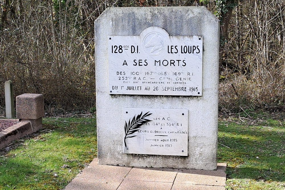 Franse Oorlogsbegraafplaats Saint-Thomas-en-Argonne #3