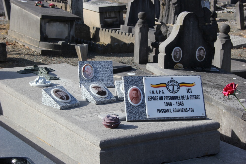 Belgian Graves Veterans Lessines Old Cemetery #4