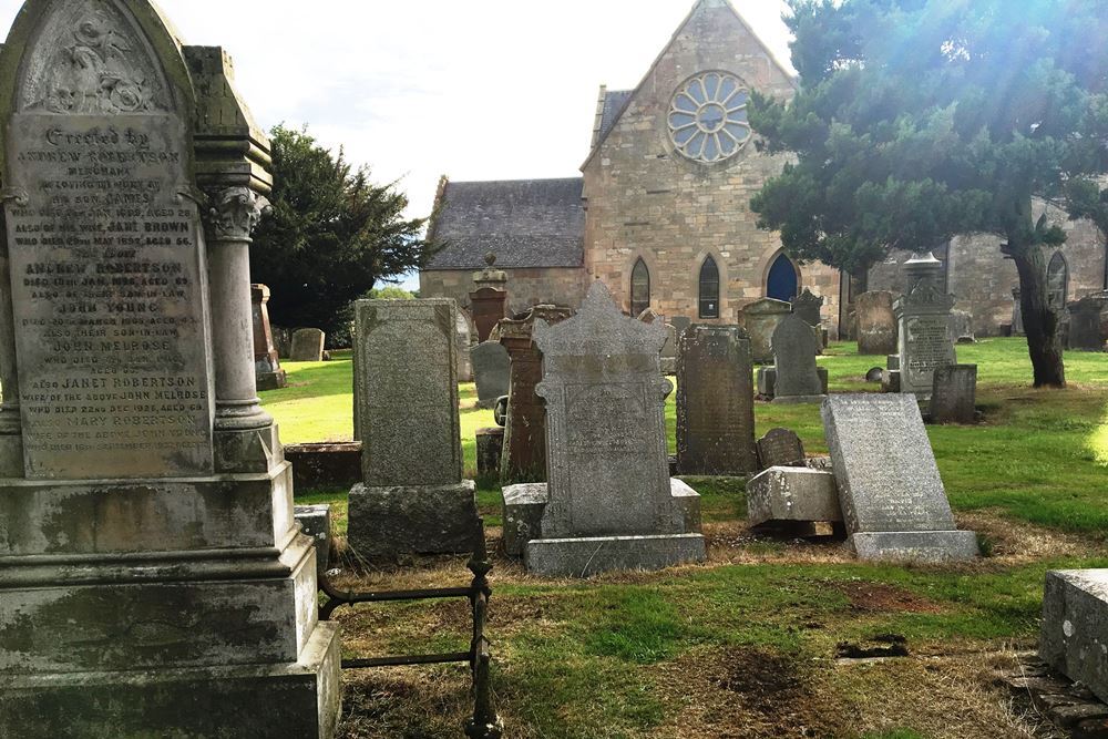 Commonwealth War Graves Kilmaurs Cemetery #1