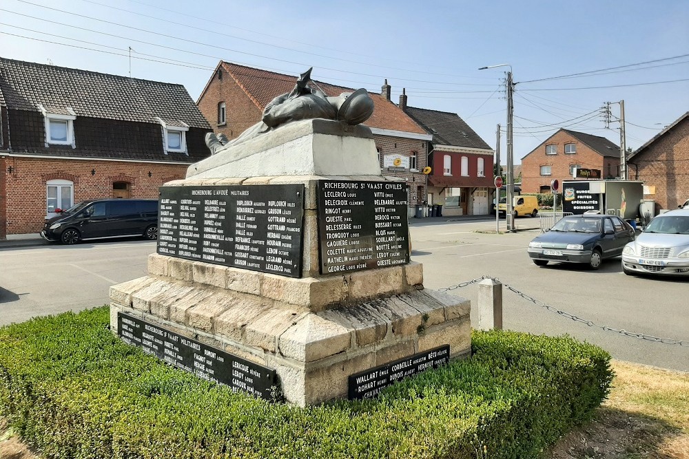 Oorlogsmonument Richebourg #3