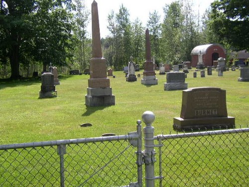 Commonwealth War Grave Brigham United Church Cemetery