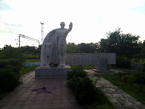 Oorlogsmonument Rudnytsya #1