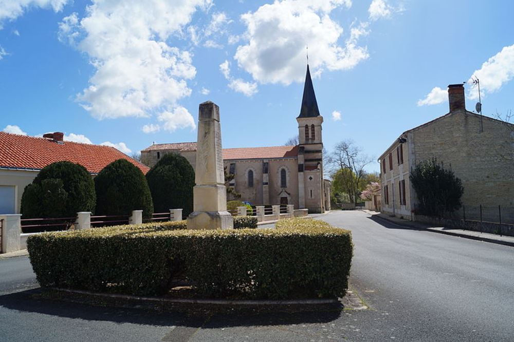 Oorlogsmonument Chasnais #1