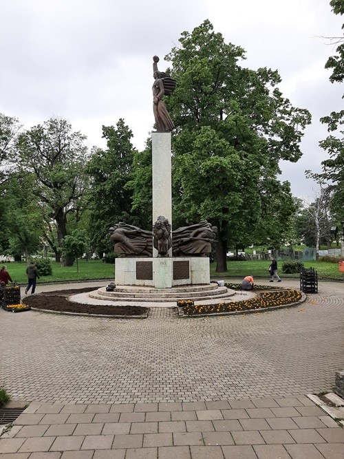 Overwinningsmonument Kragujevac #2