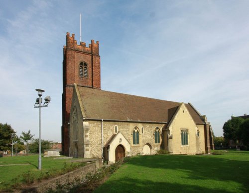 Oorlogsgraf van het Gemenebest St. Nicholas Churchyard