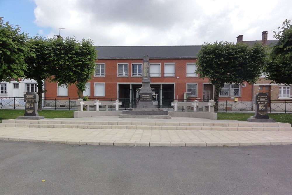 Oorlogsmonument Brunehamel #1