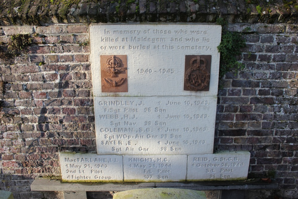 Oorlogsgraven van het Gemenebest Maldegem #5