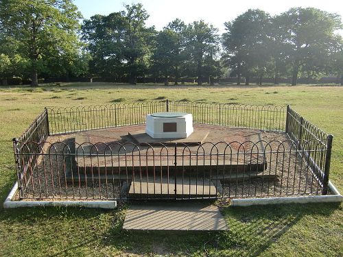 Monument USAAF Bushy Park #1