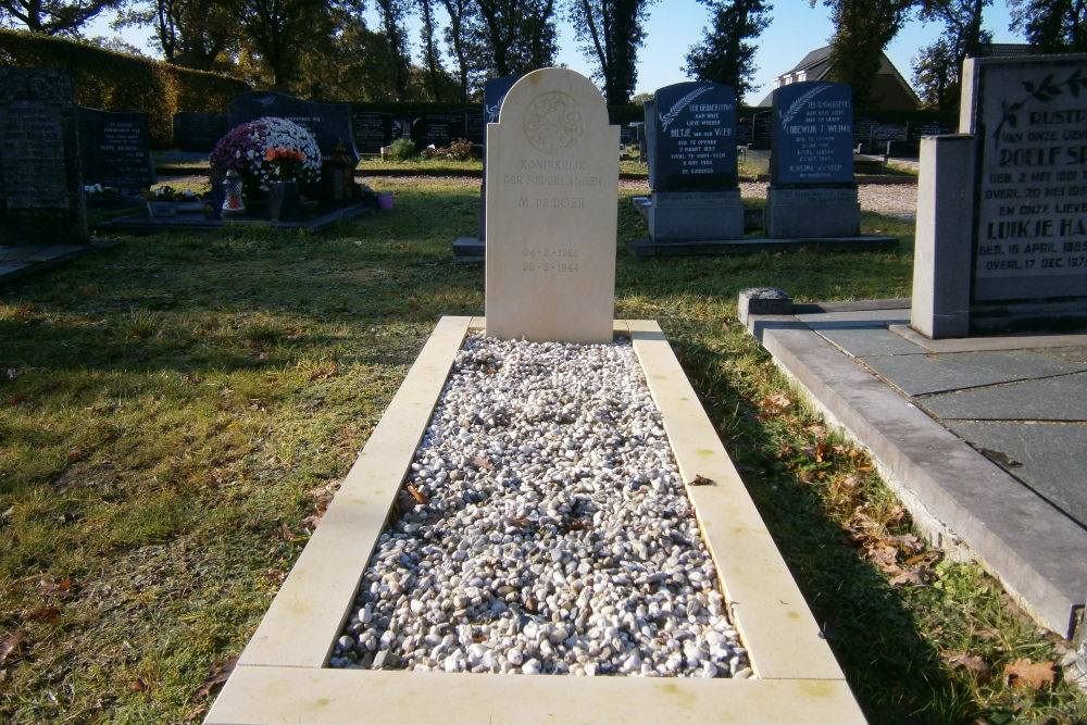 Dutch War Graves Protestant Cemetery Opende