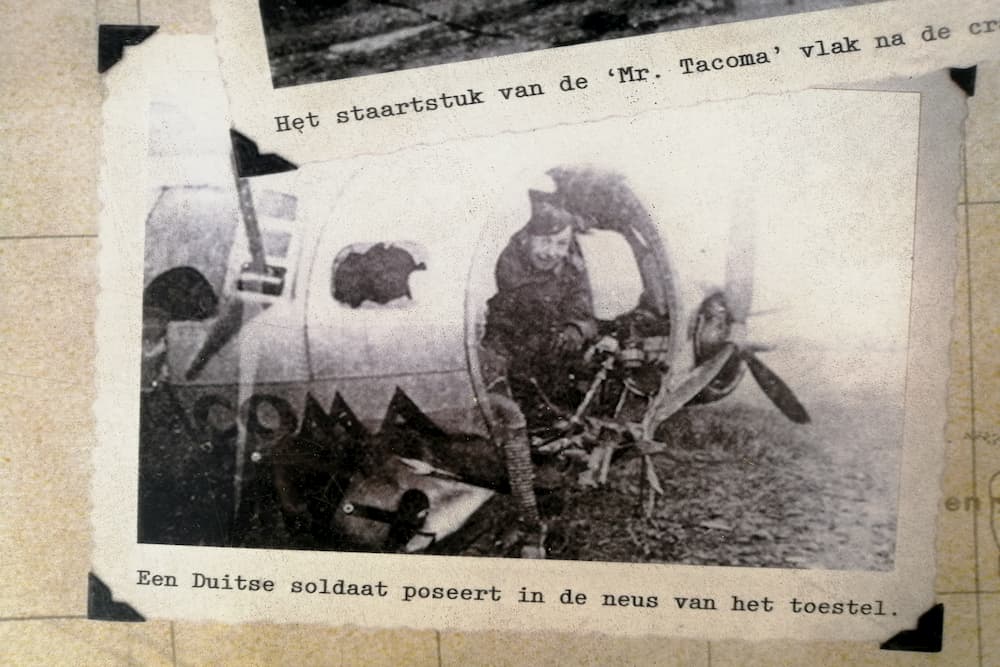 Information Panel B-17G ‘Mr. Tacoma’ 43-3794 #3