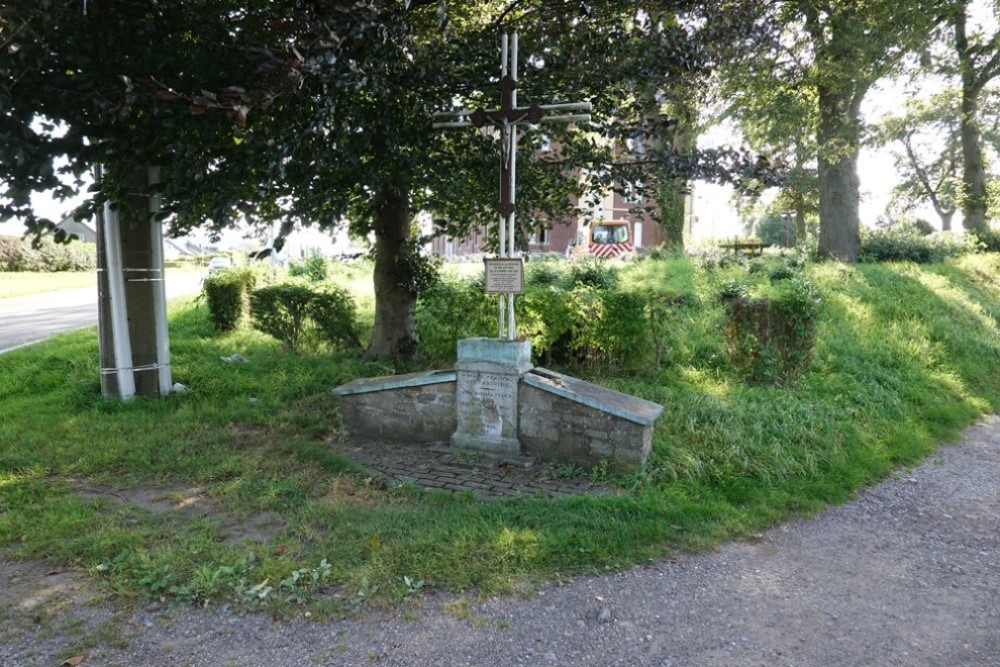 Monument Tweede Wereldoorlog Vlkerich #1