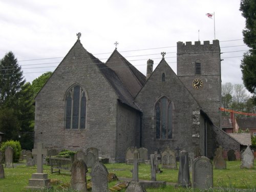 Commonwealth War Graves St. Mary Magdelene Churchyard Extension #1