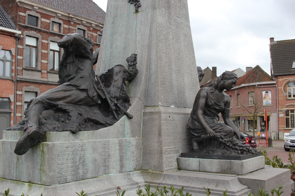 War Memorial Hamme #4