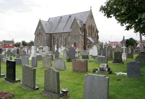 Commonwealth War Graves Abergele Methodist Churchyard