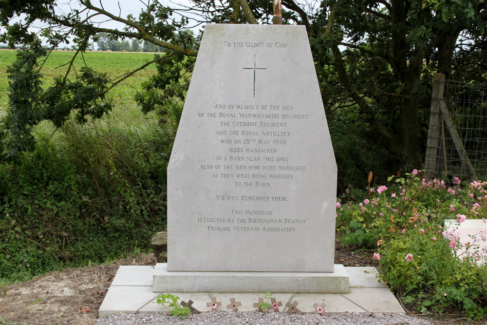 Monument Wormhoudt Massamoord Esquelbecq #2