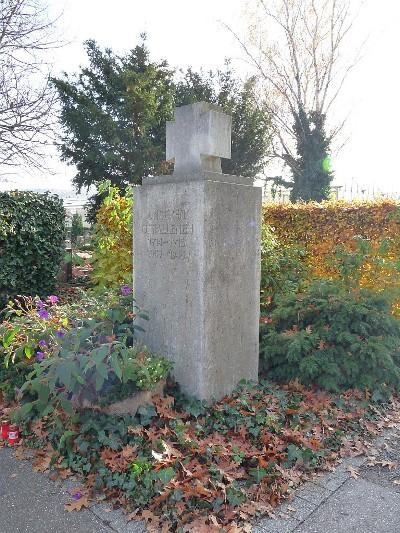 Oorlogsmonument Aue #1