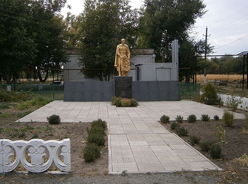 Mass Grave Soviet Soldiers Zelene Pole #1