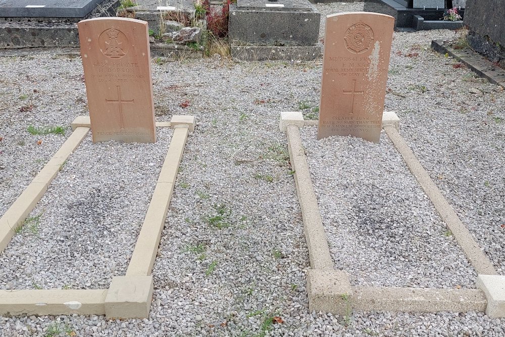 Commonwealth War Graves Desvres #1