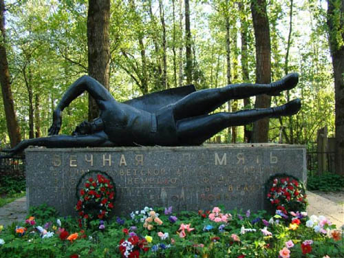 Mass Grave Soviet Soldiers Ust-Izhora #1