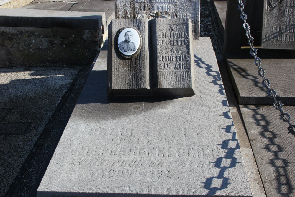 Belgische Oorlogsgraven Frasnes-lez-Buissenal	 #2