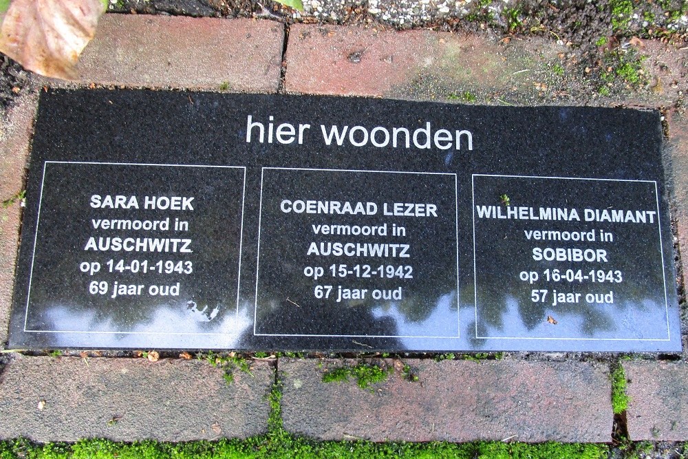 Memorial Stones Groen van Prinstererlaan 3 #1