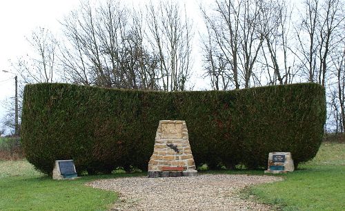 Monument Franse Verdedigers Les Alleux #1