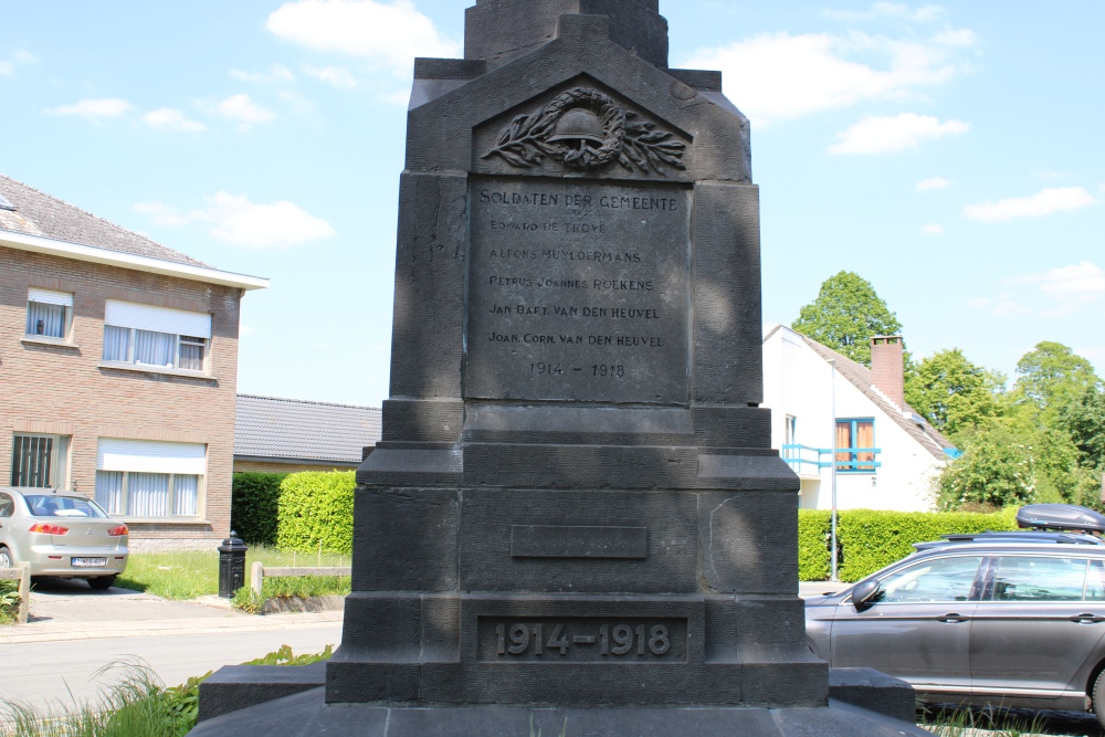 Oorlogsmonument Weerde #4