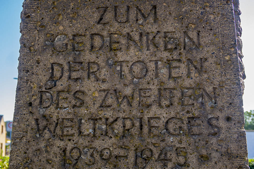 War Memorial Rommelsheim #5