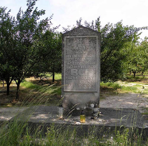 Monument Hinderlaag Partizanen 1944