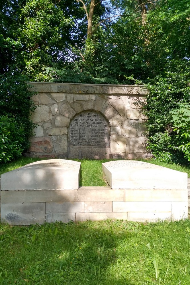 War Memorial Rekumer Straße #2