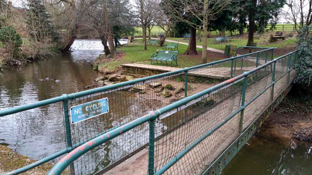 Herdenkings-voetgangersbrug Great Ayton